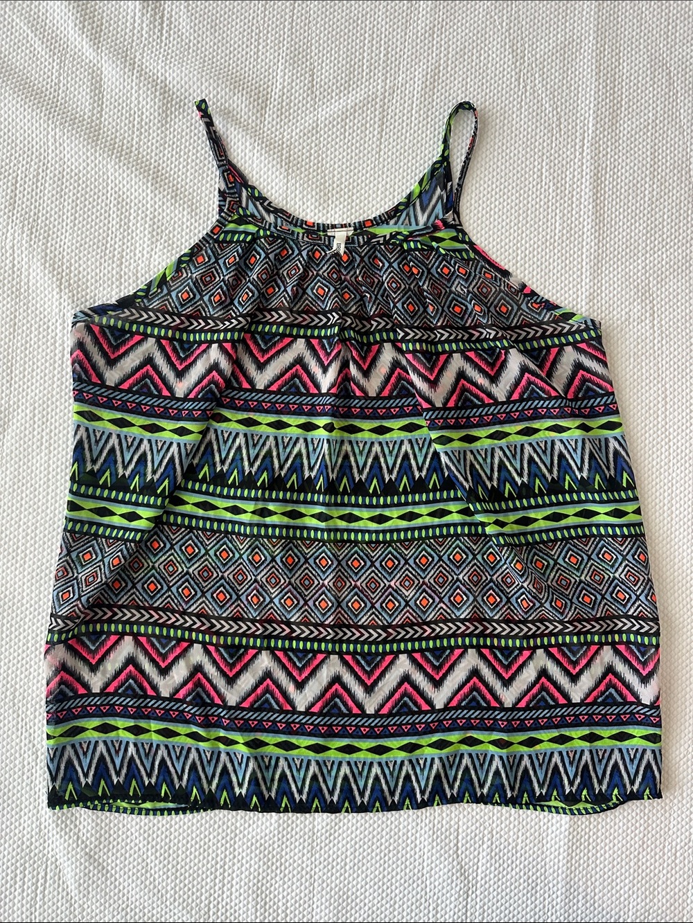 Brenda’s Geometric Aztec Print Flowy Cami Tank Top Size Small